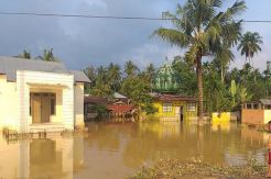 Hujan Deras, Ratusan Rumah di Mandailing Natal Terendam Banjir