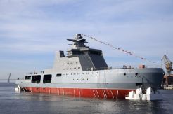 Rusia Luncurkan Kapal Perang Pemecah Es untuk Patroli di Arktik