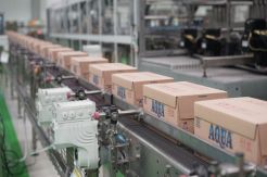 Mengintip Dapur Pabrik Produksi Air Mineral Aqua di Ciherang