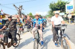 Sambut HUT ke-7 Kab. Pangandaran, Wagub Jabar Ikut Fun Bike Gowes