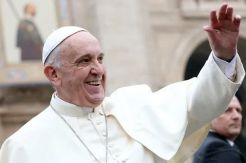 Paus Francis Usulkan Diakon Perempuan dan Pastor Menikah di Sinode Amazon