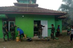Mantap, Satgas TMMD Percantik Musala Desa Lubuk Jering