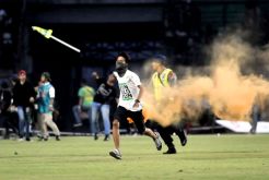Polisi Usut Dalang Kerusuhan di Stadion Gelora Bung Tomo