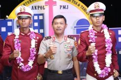 Idham Antar Puteranya Raih Nilai Tertinggi di Akpol dan Juara Olimpiade