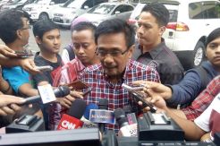 Djarot Tak Masalahkan Anies Akan Bongkar e-Budgeting Peninggalan Ahok