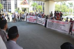 Tuntut Kebun Plasma Sawit, Masyarakat Adat di Kukar Gelar Demo