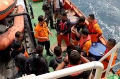 15 Penyelam Diterjunkan Cari Tiga Warga China yang Hilang di Pulau Sangiang