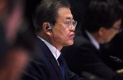Abe dan Moon Dukung Dialog Demi Selesaikan Konflik Jepang-Korsel