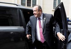 Presiden Terpilih Guatemala Putus Hubungan dengan Maduro