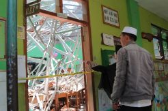 Dua Gedung Sekolah Ambruk, DPR: Kabar Buruk Dunia Pendidikan