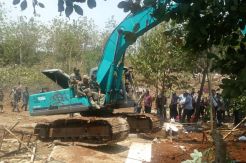 Terkena Proyek Pembangunan UIII Depok, Ratusan Bangunan Ditertibkan