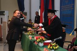 Angkat Isu KPK, Didik Mukrianto Raih Gelar Doktor dari Universitas Trisakti