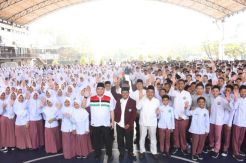 Plh. Gubernur Jabar...