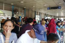 Armada Terbatas, Penumpang...