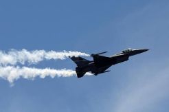 Jepang Desak Penyelidikan Insiden Salah Target F-16 AS