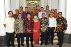 Undang Makan Malam, JK Ngobrol Santai dengan Para Mantan Menteri