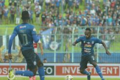 Hadapi Persib, Arema Ogah Pikirkan Statistik