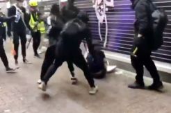 Beda Pandangan Politik, Wanita Hong Kong Jadi Bulan-bulanan Demonstran