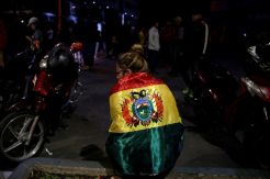 Ketegangan Meningkat, AS Evakuasi Keluarga Pegawai di Bolivia