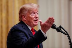 Macron Sebut NATO Mati Otak, Trump Kecewa