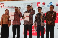 Torehkan Kinerja Positif, WIKA Juara I Annual Report Award 2018