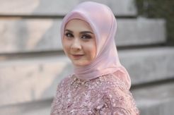 Masuki Dunia Tarik Suara, Kesha Ratuliu Rilis Single Perdana