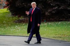 Trump Desak Jepang Bayar Rp112 Triliun untuk Tentara AS