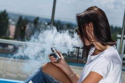 Bahayakan Kesehatan, Apple Hapus Aplikasi Rokok Elektrik dari App Store