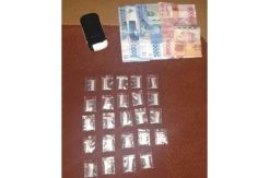 Gerebek Rumah Pengecer Sabu, Puluhan Paket Diamankan Polisi