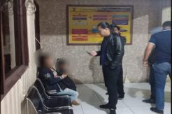 Kesal Suami Belum Kirim Uang, Seorang Ibu Tega Ikat Kedua Anaknya