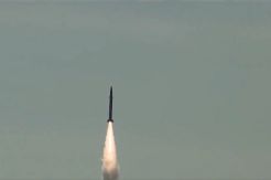 Tandingi India, Pakistan Uji Rudal Balistik Berkemampuan Nuklir