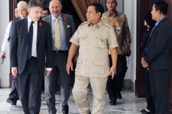 Menhan Prabowo Batal...