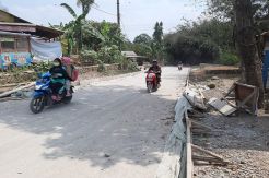 Proyek Jalan Rp3,6 Miliar Terbengkalai Ditinggal Pekerja, Dewan Segera Tinjau ke Rumpin