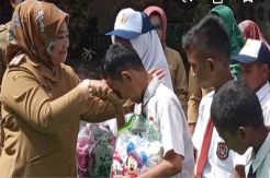 Bupati Kobar Berencana Buat Perda Jam Operasional Warnet