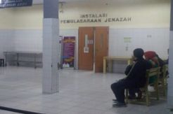 Nobar Laga Persita Tangerang,...