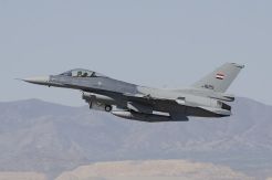 Jet Tempur Irak Bombardir Lokasi Persembunyian ISIS
