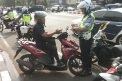 Tilang Tak Efektif, Pengamat Sebut Jalur Sepeda Akan Terus Dilanggar