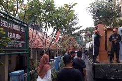 Siaga 1 Longsor, 84 Siswa Sekolah Khusus di Tangsel Dievakuasi