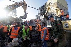 Gempa Besar Guncang Albania, 6 Tewas