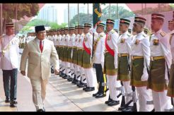 Prabowo: Tegakkan Kepalamu dan Tunjukkan Kebesaran Indonesia
