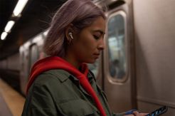 Laris Manis, Apple Meningkatkan Produksi AirPods dan AirPods Pro