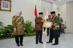 Pemprov Jabar Raih Penghargaan Paramakarya 2019