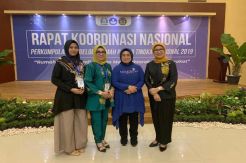 Fory Naway: Rumpin Mendidik...