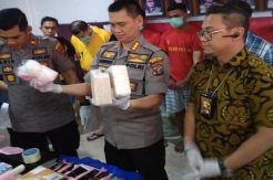 Sindikat Narkoba Jaringan...