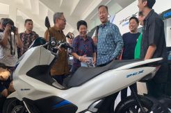 Menperin Targetkan Indonesia Jadi Pusat Kendaraan Listrik di ASEAN