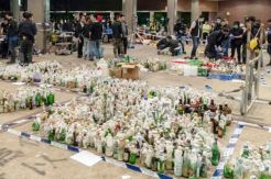 Polisi Hong Kong Temukan Hampir 4.000 Bom Bensin di Kampus