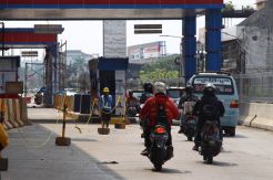 Pemasangan Box Girder Becakayu, Lalin Kampung Melayu Direkayasa