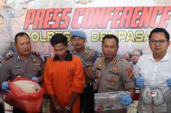 Pelaku Penusukan Cewek...