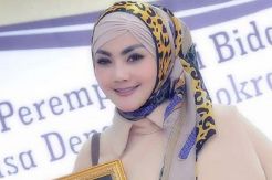 Tak Hanya Akting, Ade Fitrie Kirana Peduli Perempuan dan Anak