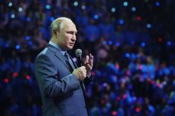 Putin: Rusia Siap Perpanjang Traktat Senjata Nuklir New START